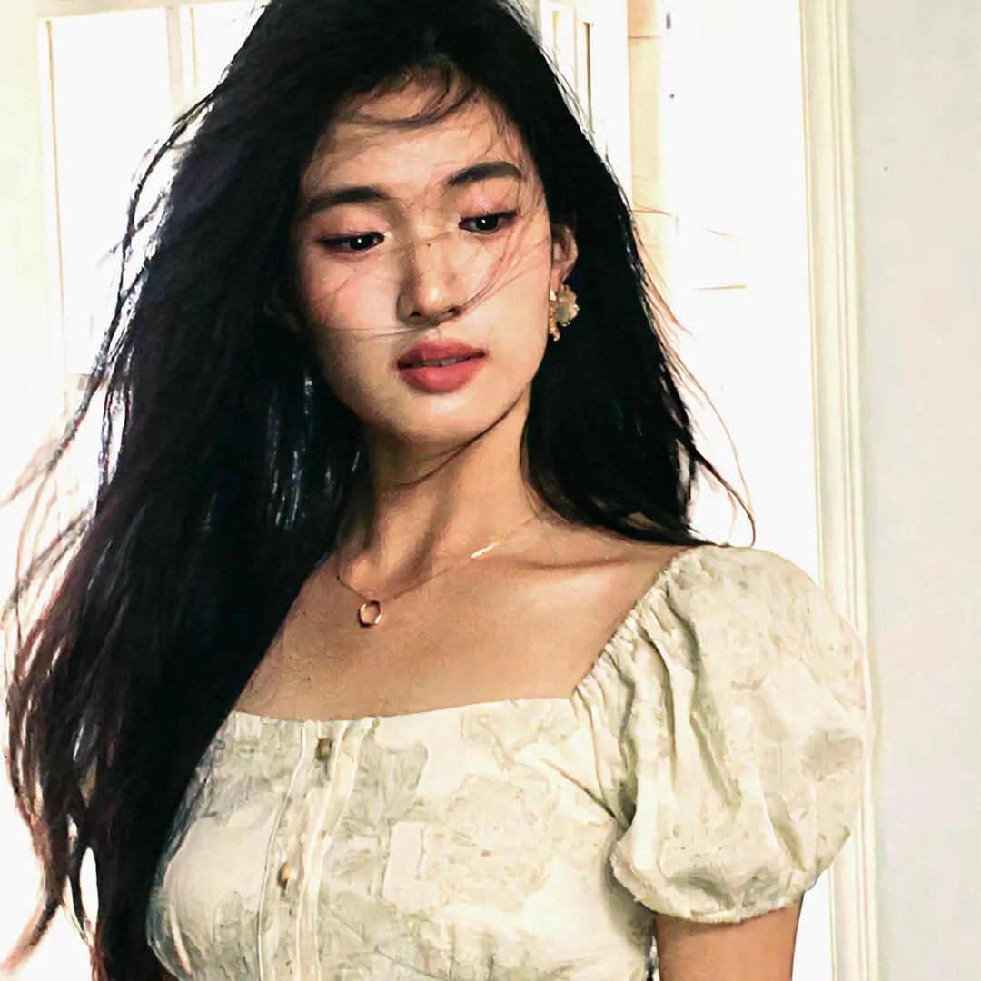 住进阿姨家后,我觉醒了时间暂停